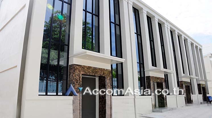 7  Office Space For Rent in Sukhumvit ,Bangkok BTS Udomsuk AA15784